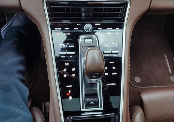 Porsche Panamera cena 396060 przebieg: 51000, rok produkcji 2019 z Piława Górna małe 596